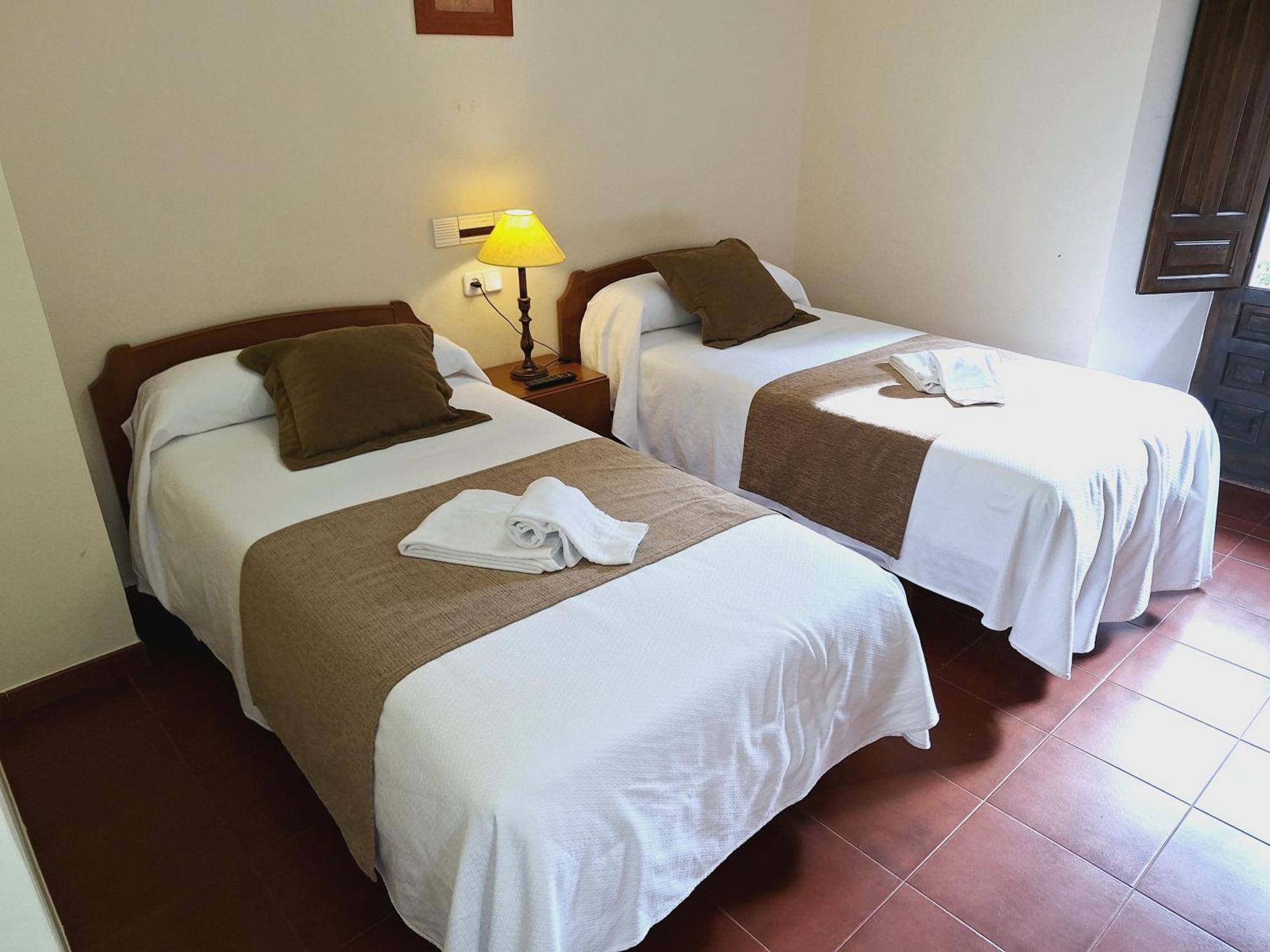 Hostal Rio Duero Molinos de Duero Ngoại thất bức ảnh